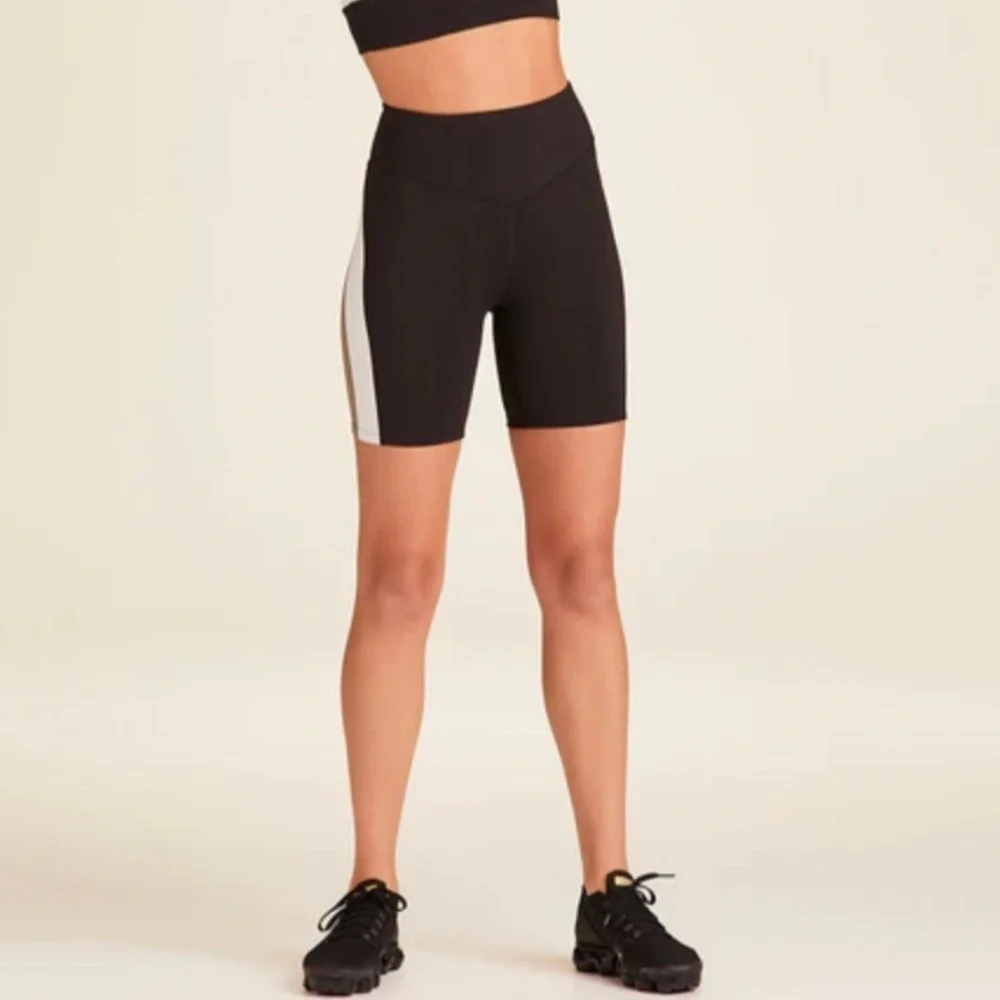 NWT Alala Bolt High Rise Bike Shorts Black/Gold/Bone - Picture 4 of 8
